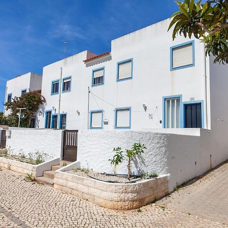 C17 - Suncliff Salema House Villa Exterior photo